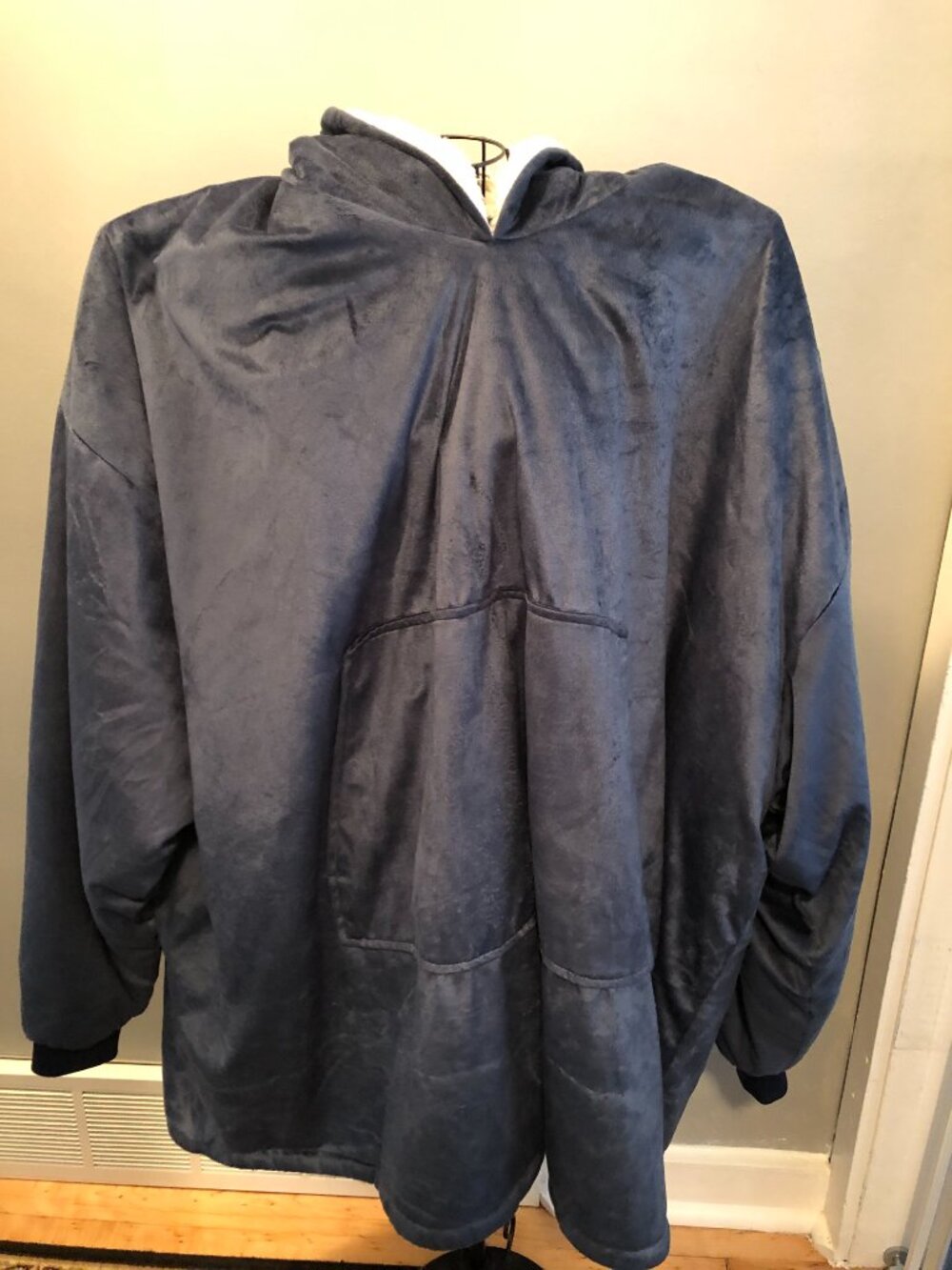 ONE SIZE Blue Fleece Hoodie Blanket Pullover 36" Pit to Pit #CF